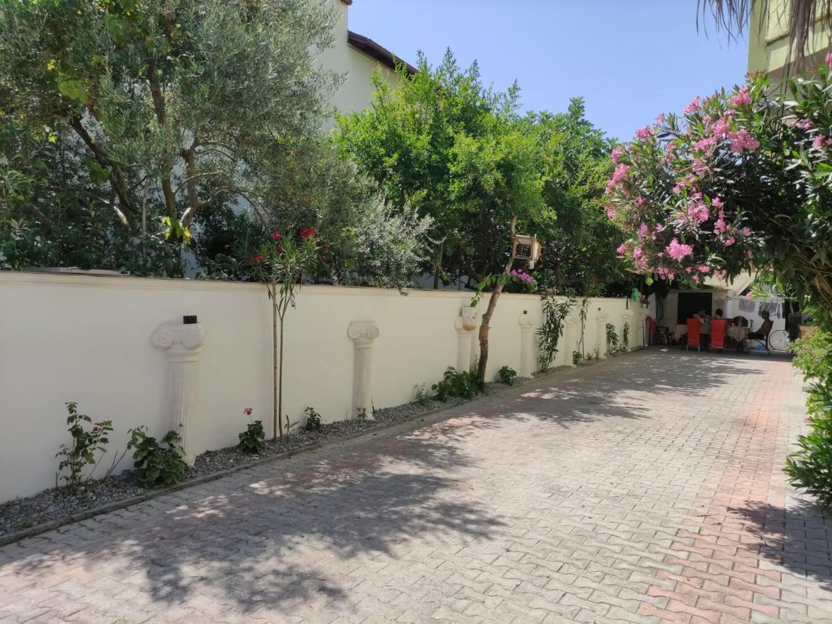 Ilirida-Swimming Pool & Garden View Rooms For Rent Durrës Exterior foto
