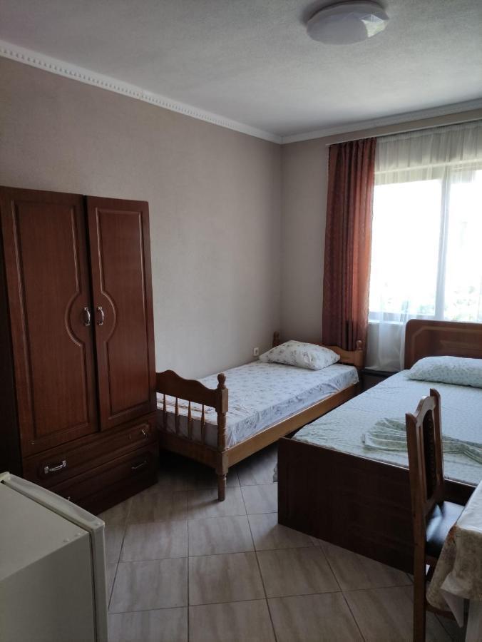 Ilirida-Swimming Pool & Garden View Rooms For Rent Durrës Exterior foto